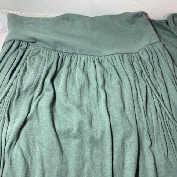 Garnet Hill Favorite Maxi Knit Skirt Brand NEW SAGE Medium - Picture 3 of 8